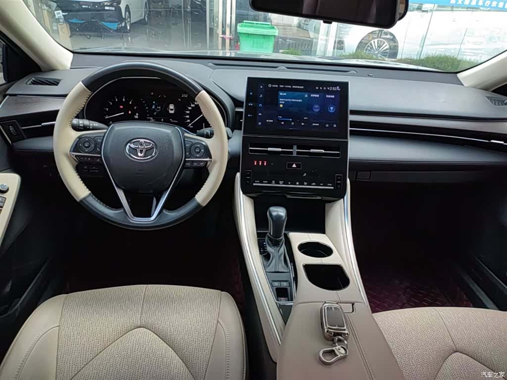 Toyota Avalon, 2023 10