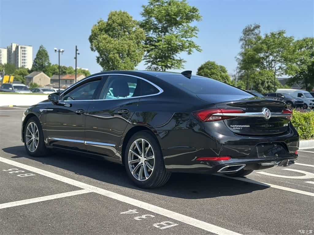 Buick LaCrosse, 2022 11