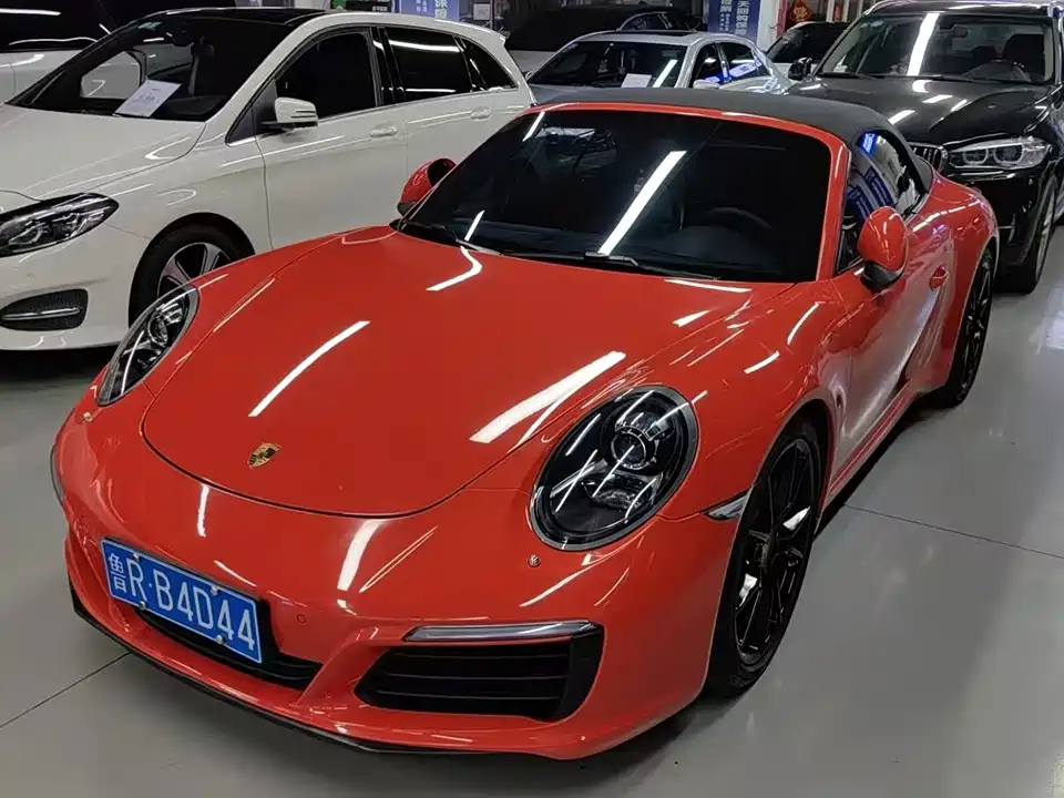 Porsche 911