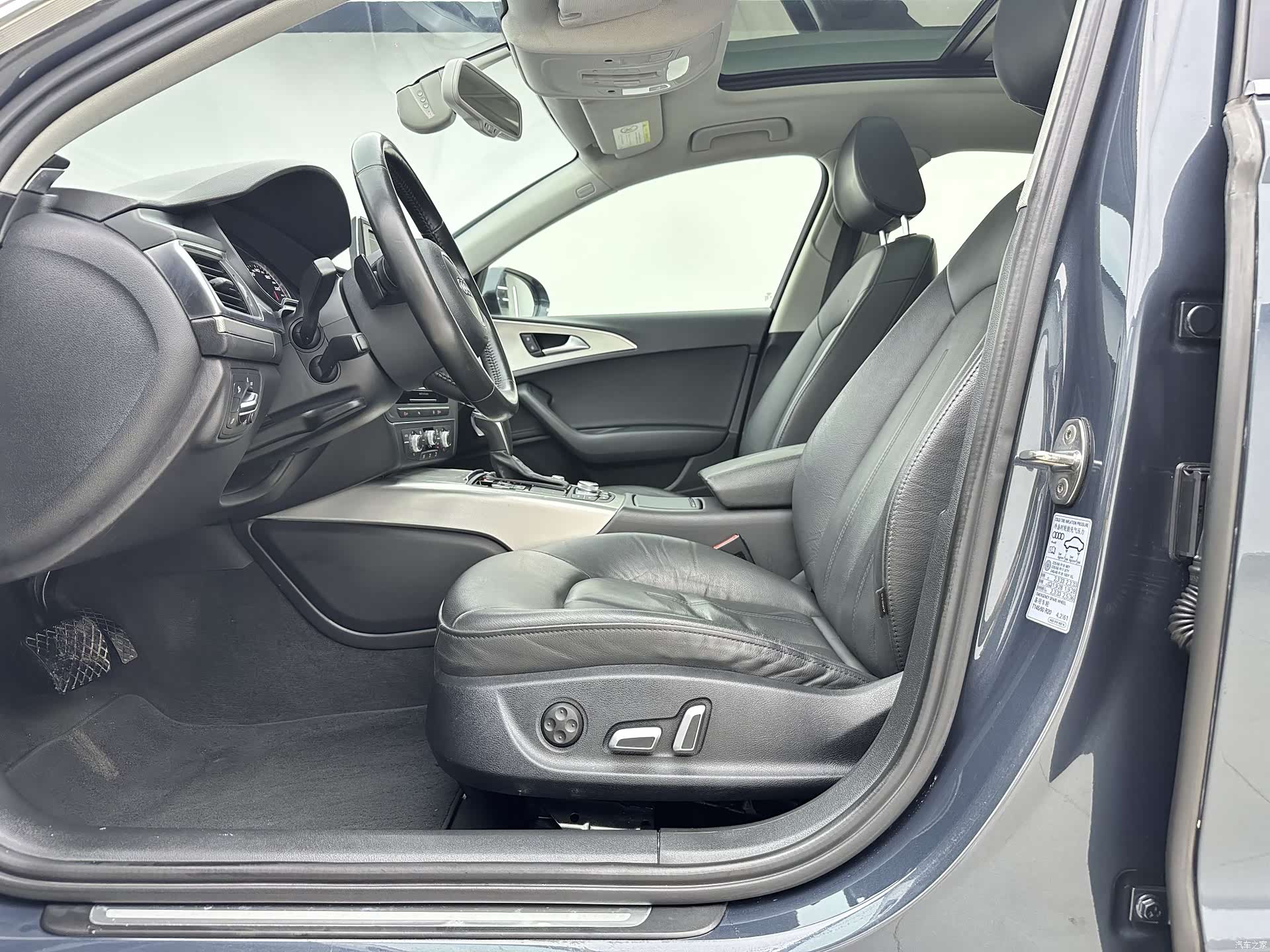 Audi A6L, 2017 12