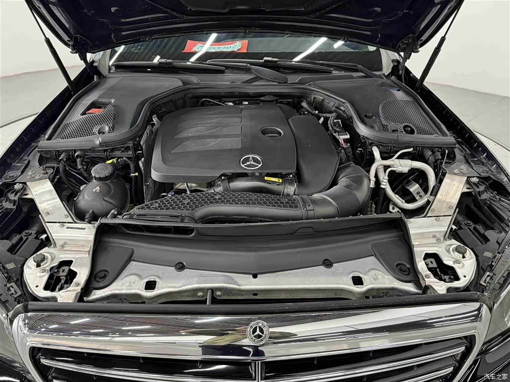Mercedes-Benz E-Class, 2019 30