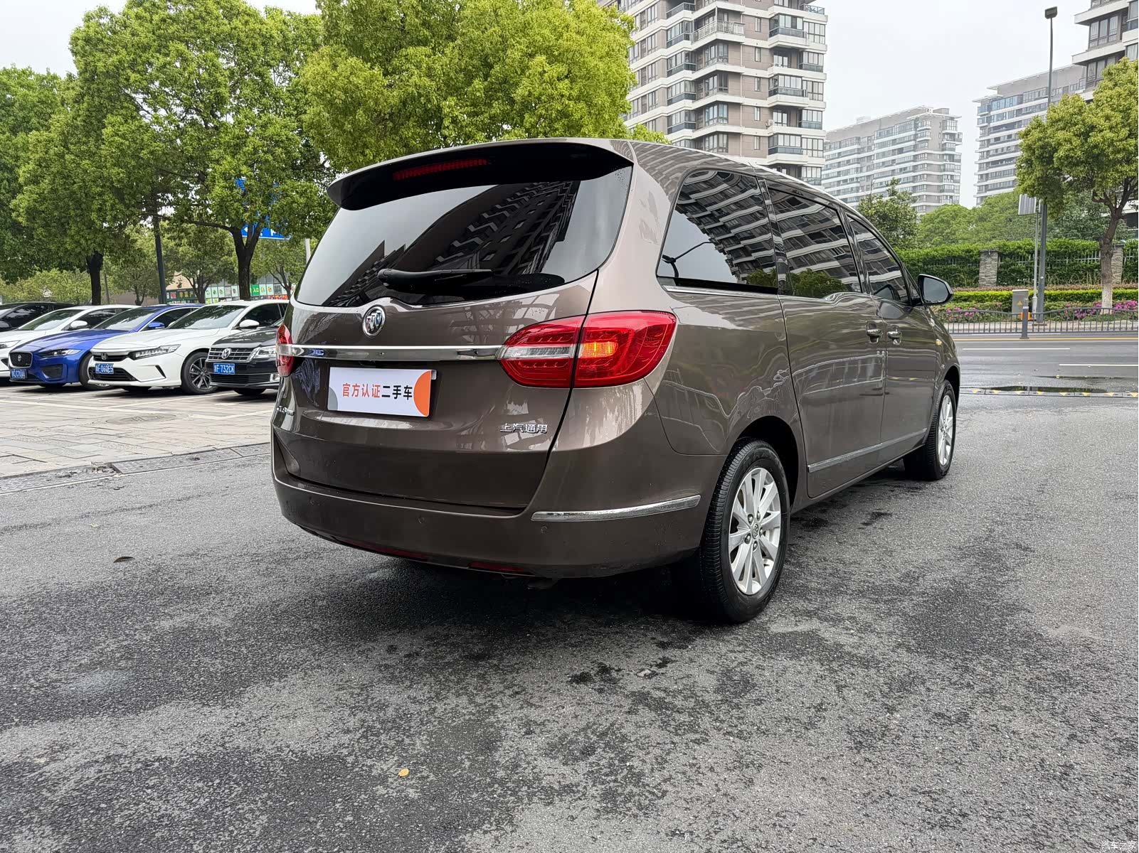 Buick GL8, 2018 9