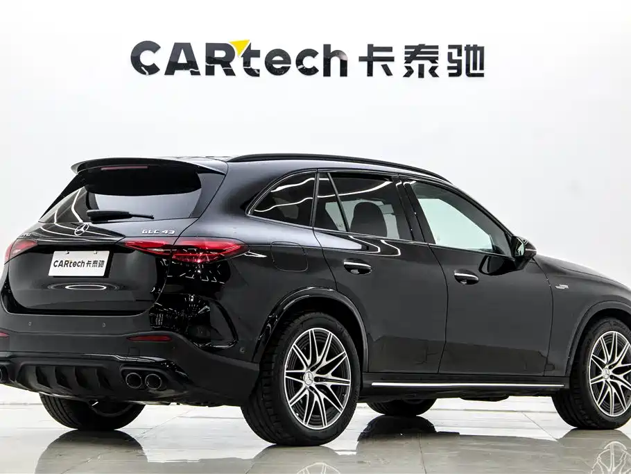 Mercedes-Benz GLC AMG