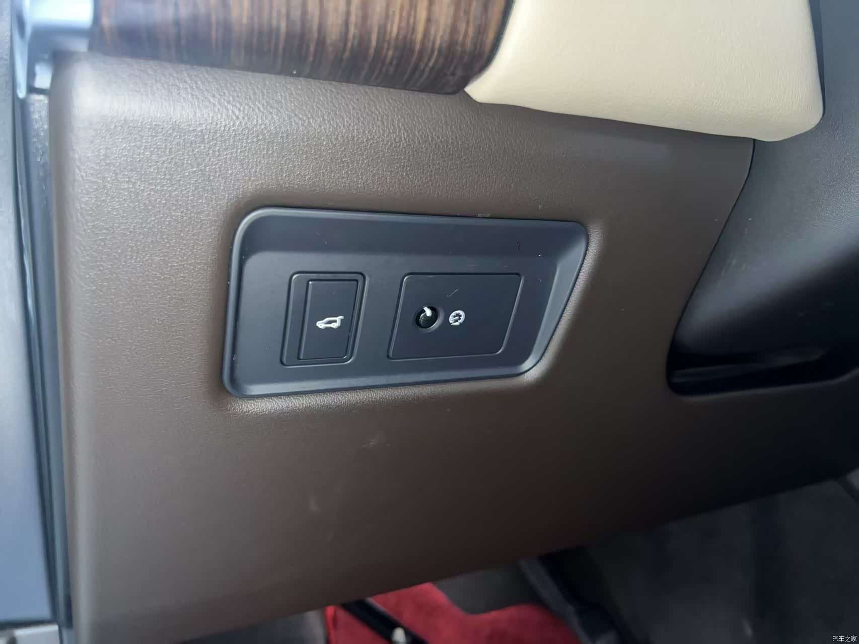 Land Rover Range Rover, 2019 19
