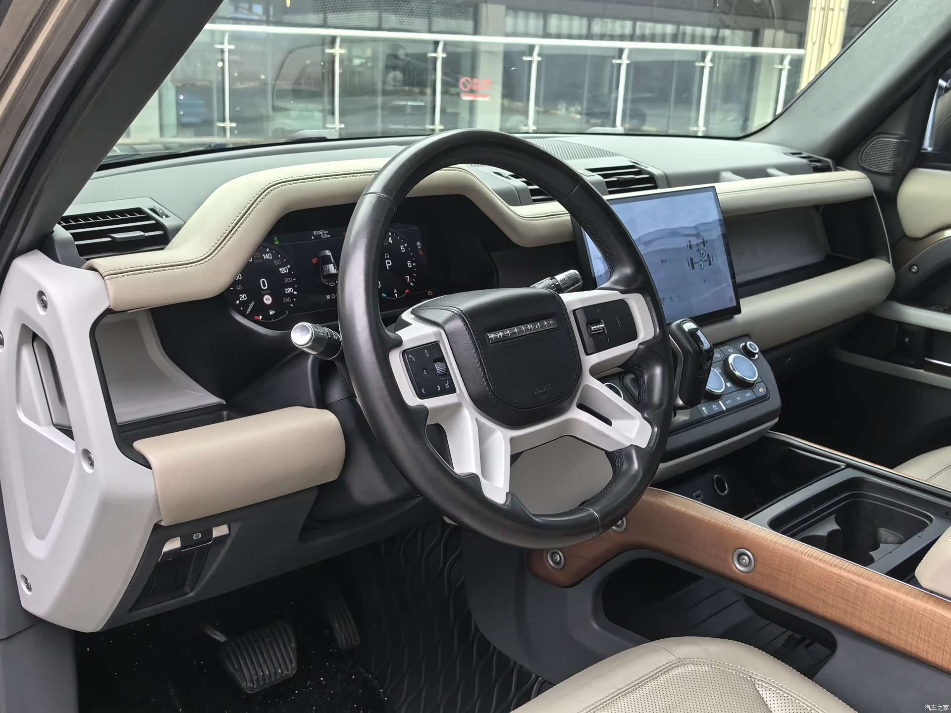 Land Rover Defender, 2020 6