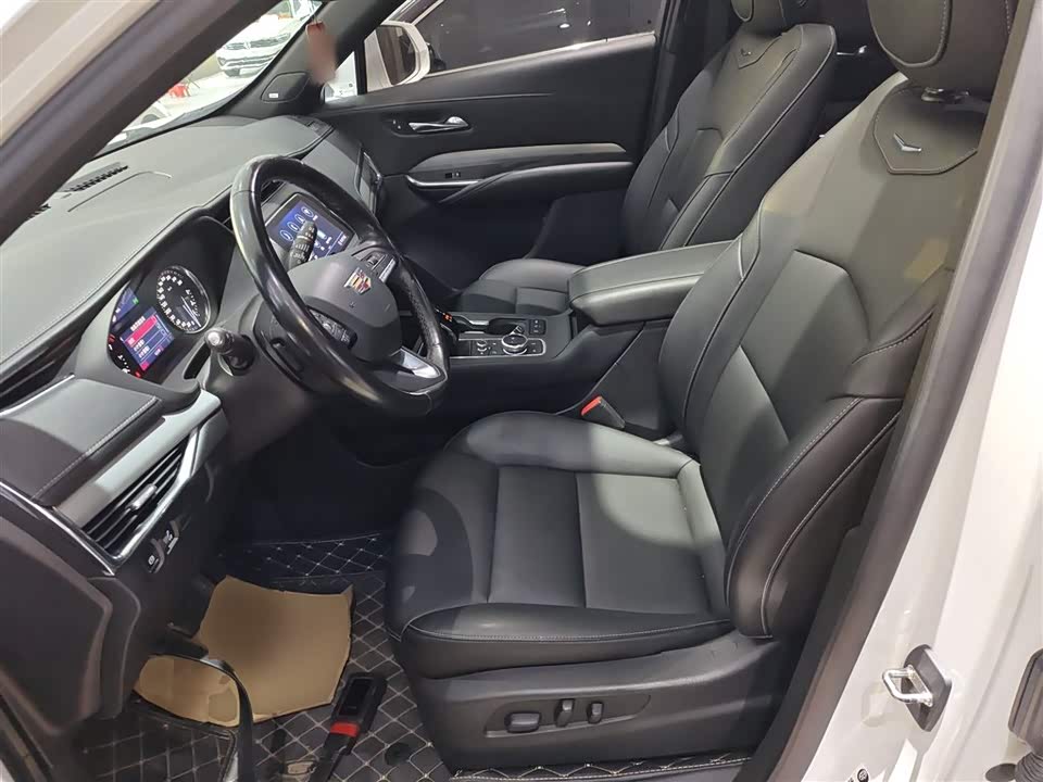 Cadillac XT4