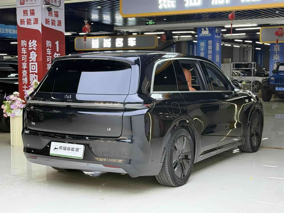 Li Auto Ideal L8