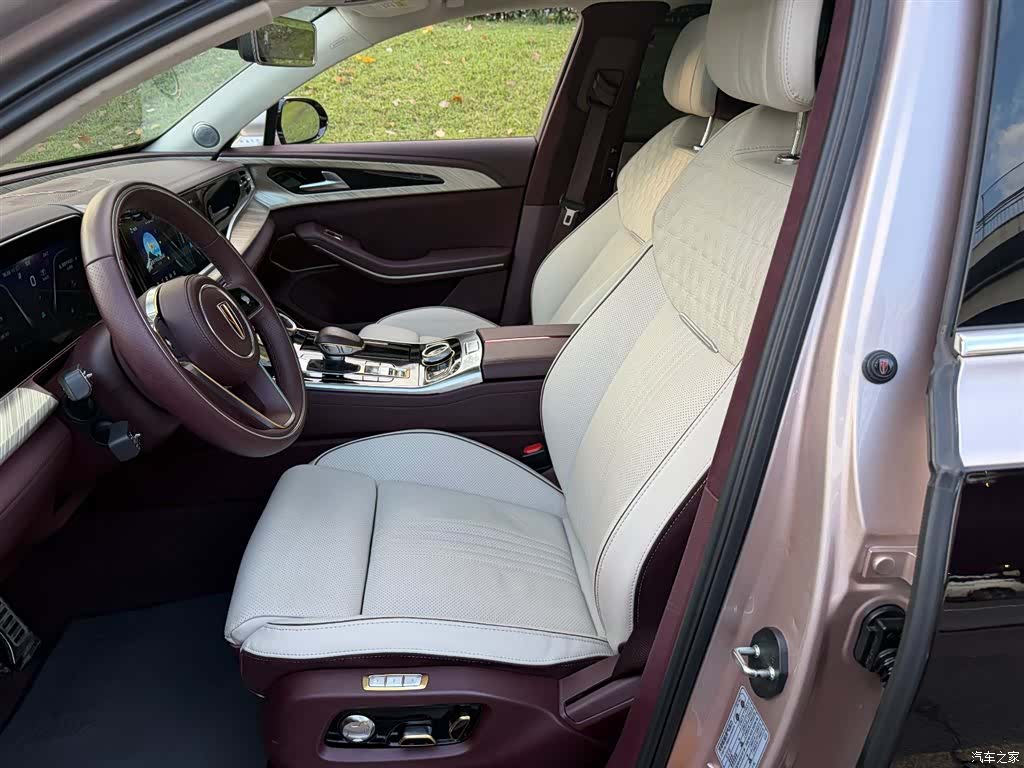 Hongqi H9, 2022 8