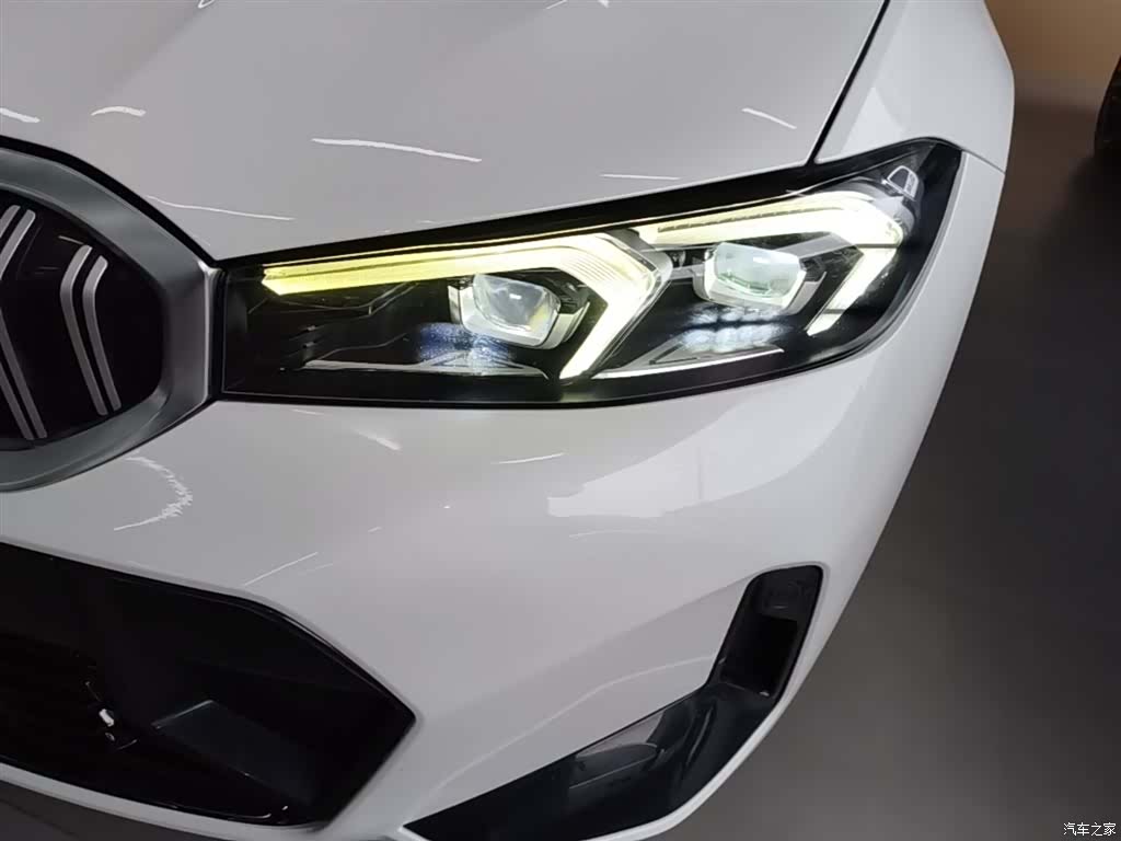 BMW 3 Series, 2022 24