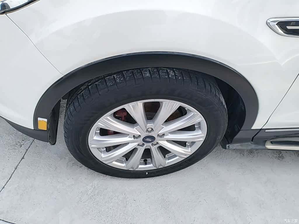 Ford Kuga, 2017 23