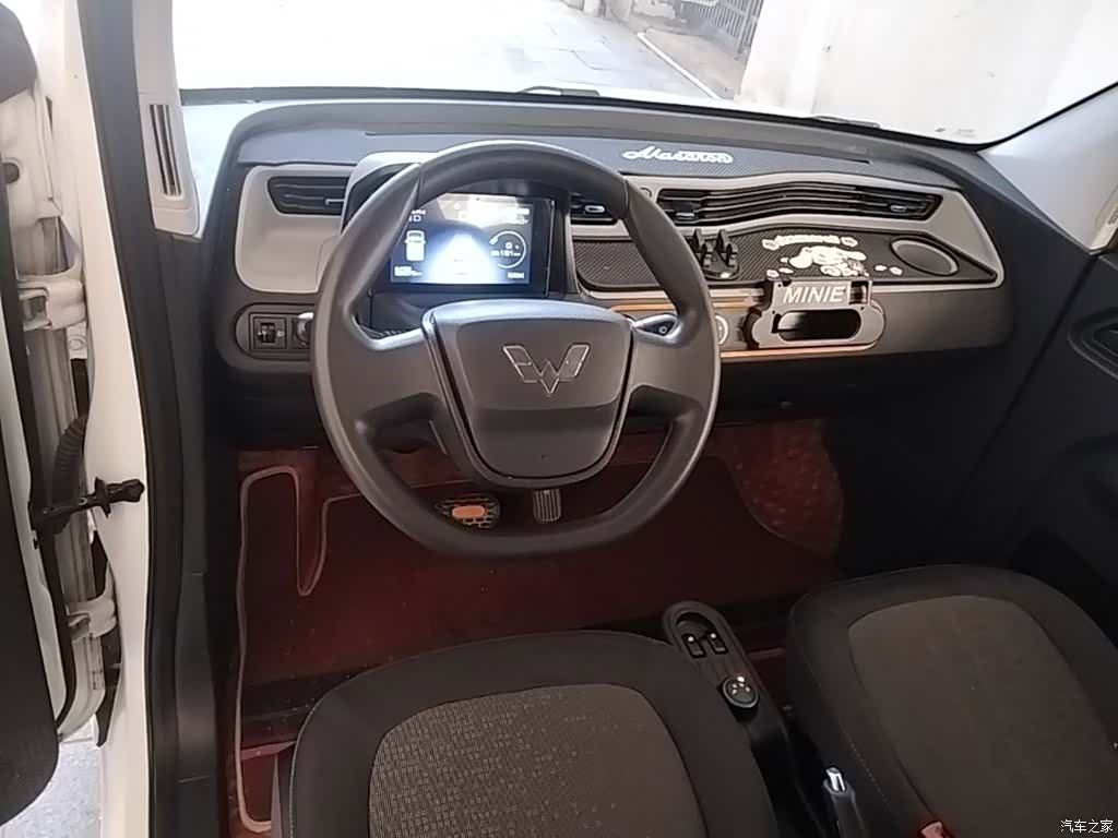 Wuling MINIEV, 2023 10