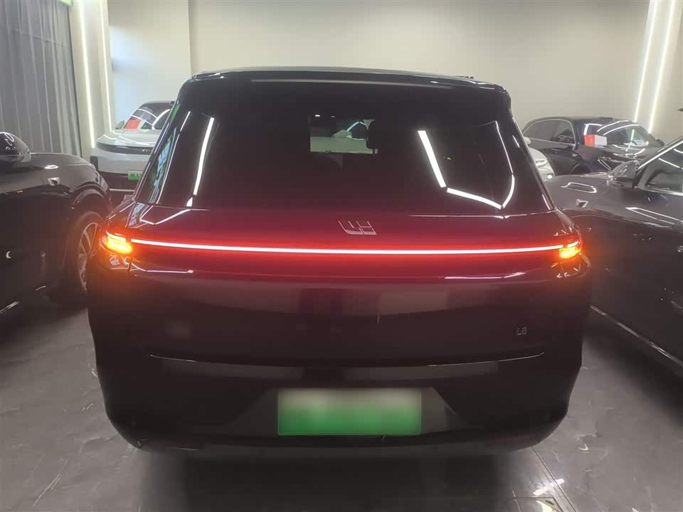 Li Auto Ideal L8