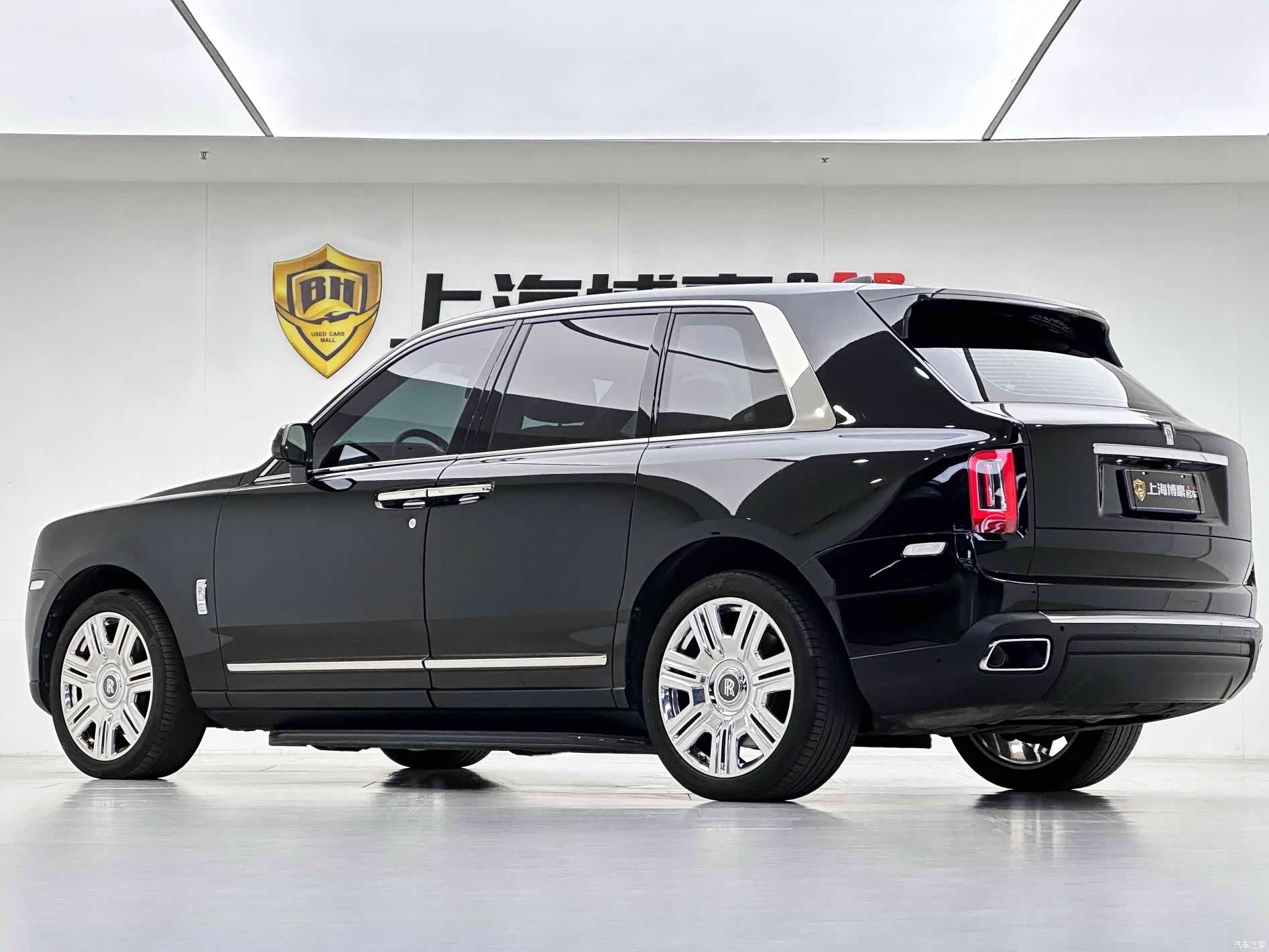 Rolls-Royce Cullinan, 2024 9