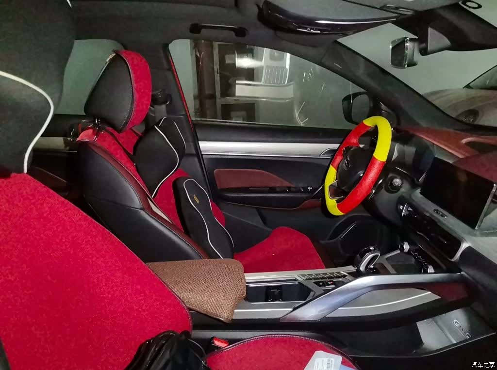 Geely Coolray, 2019 24