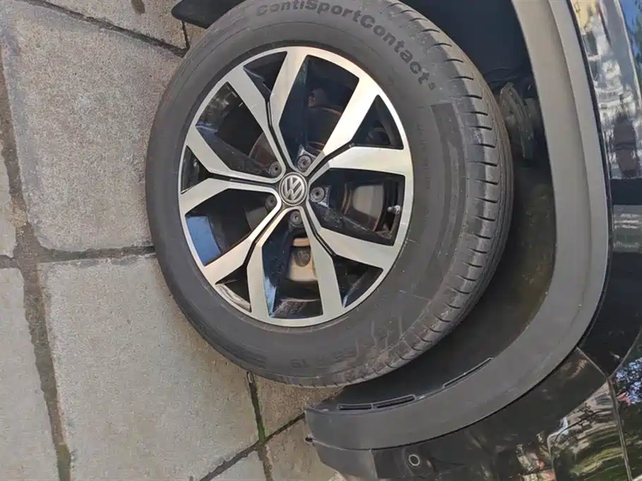 Volkswagen Tourang