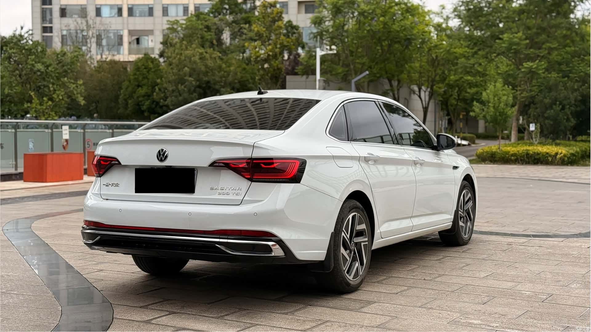 Volkswagen Sagitar, 2024 3