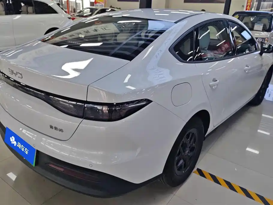 BYD Seal 05 DM-i