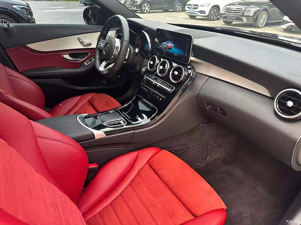 Mercedes-Benz C-Class, 2019 16