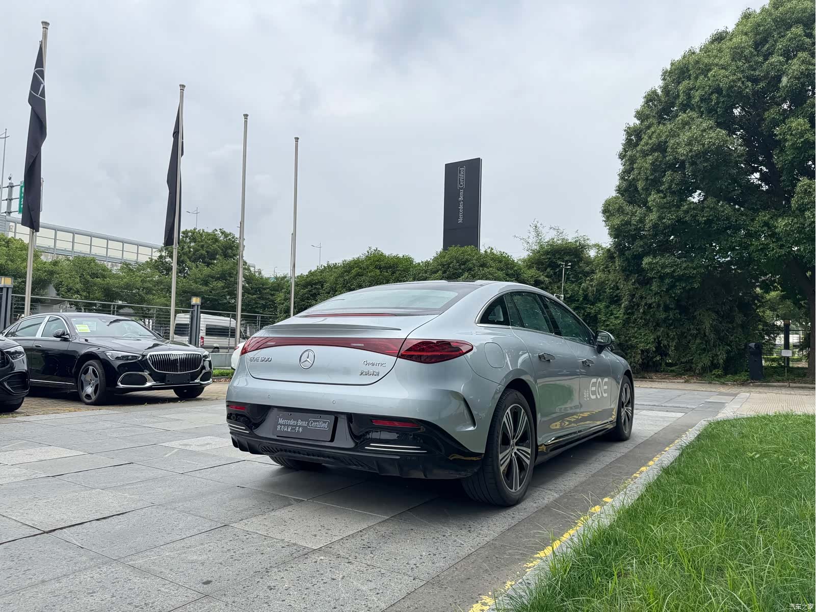 Mercedes-Benz EQE, 2025 19