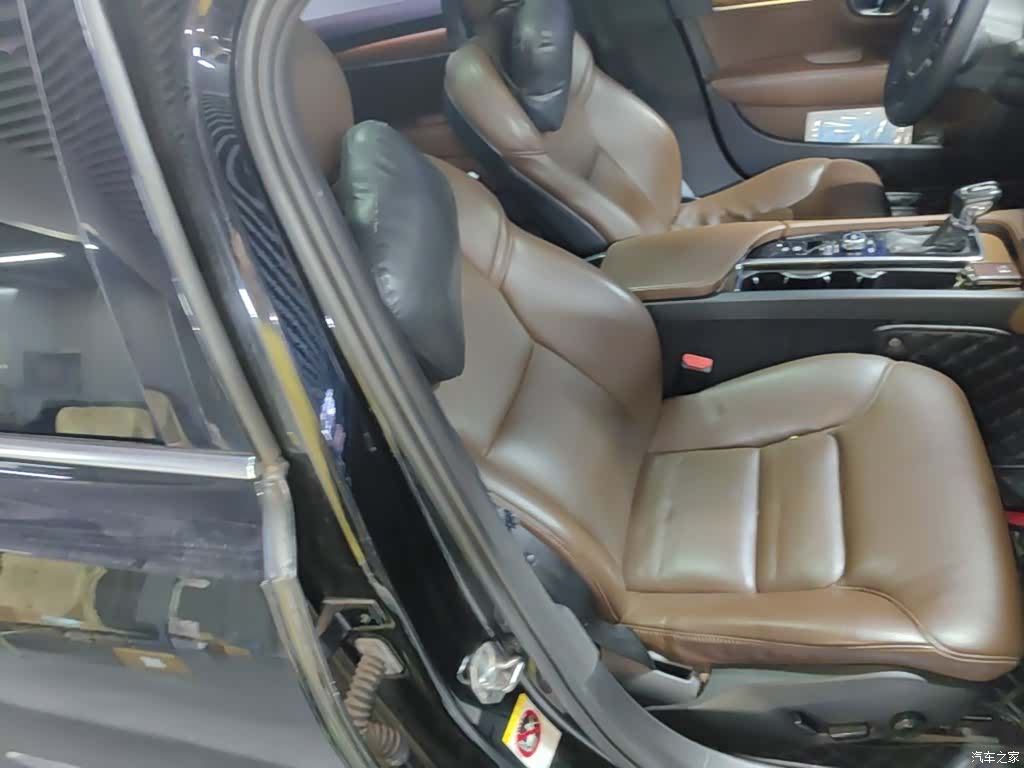 Volvo S90, 2017 25