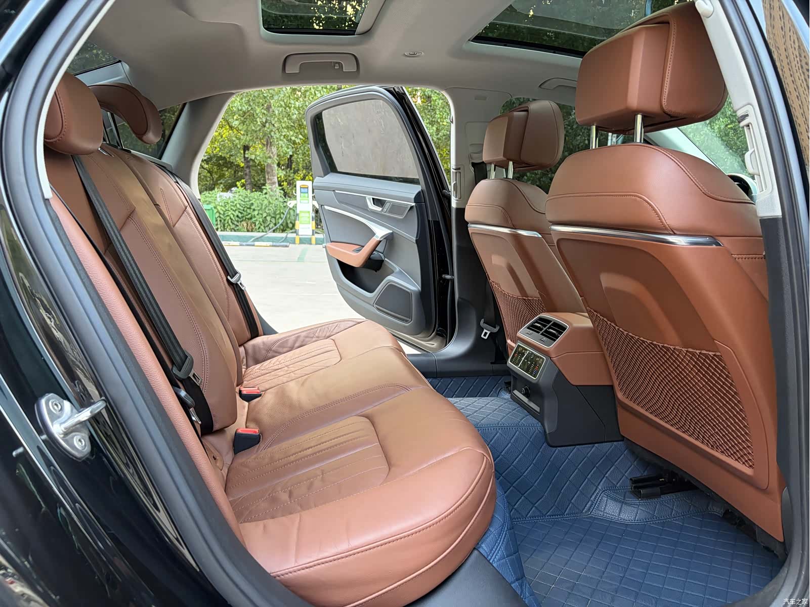 Audi A6L, 2020 9