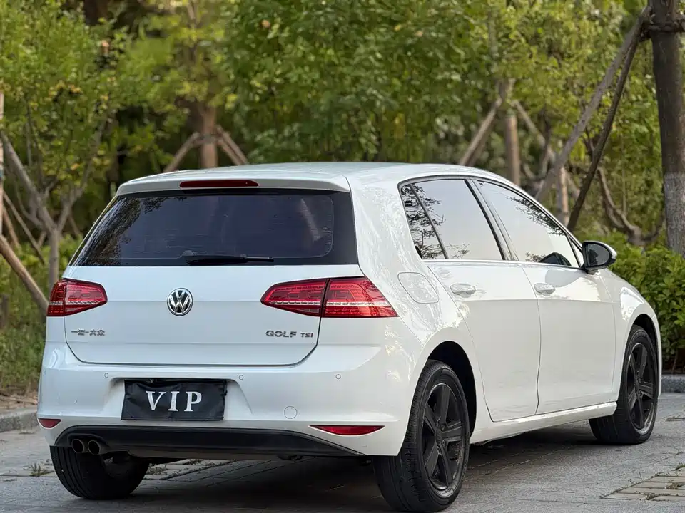 Volkswagen golf
