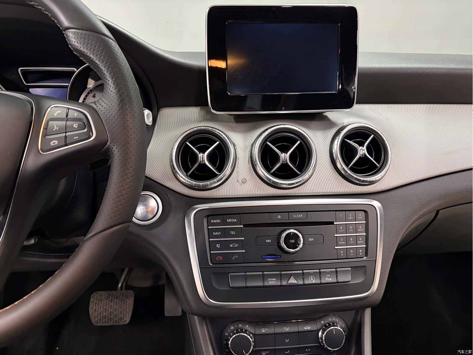 Mercedes-Benz CLA, 2016 13