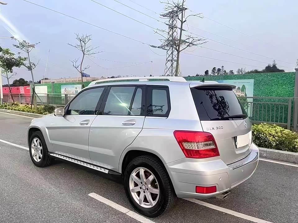 Mercedes-Benz GLK grade