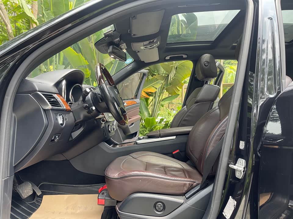 Mercedes-Benz M class