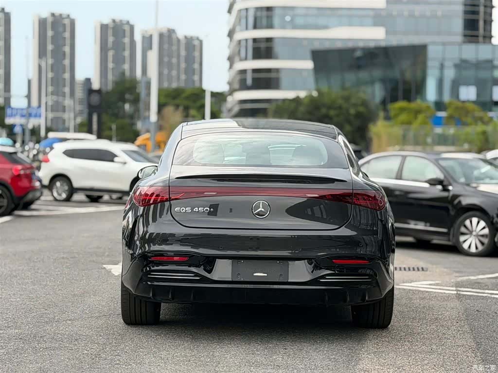 Mercedes-Benz EQS, 2024 все фото