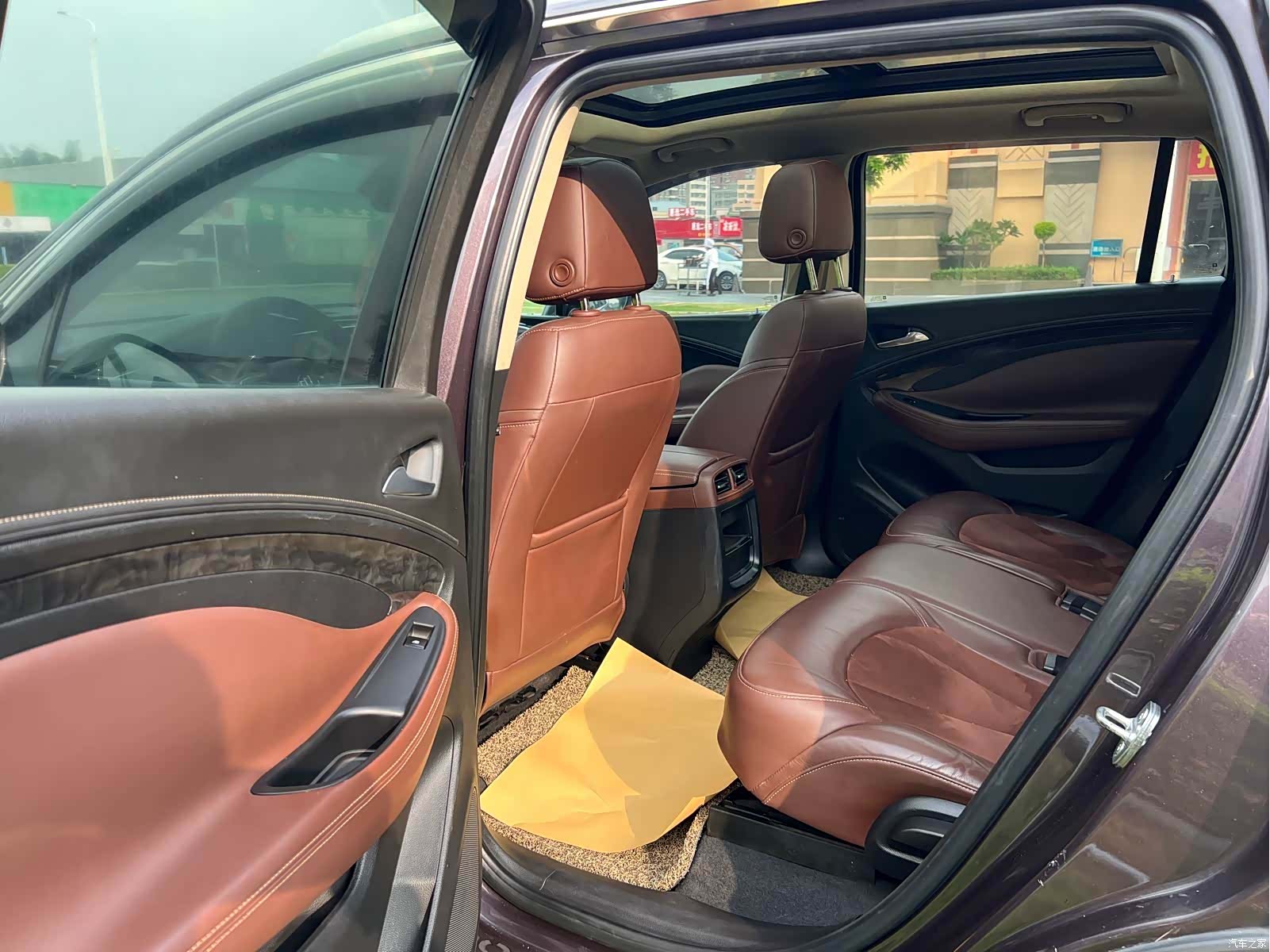 Buick Envision Plus, 2016 10