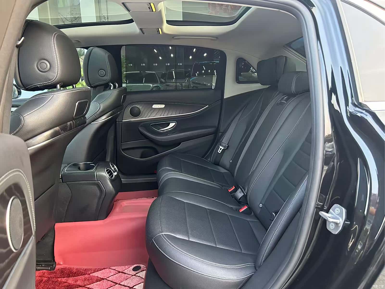 Mercedes-Benz E-Class, 2017 13