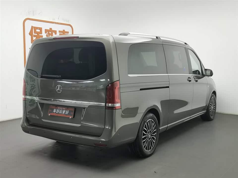 Mercedes-Benz V-class