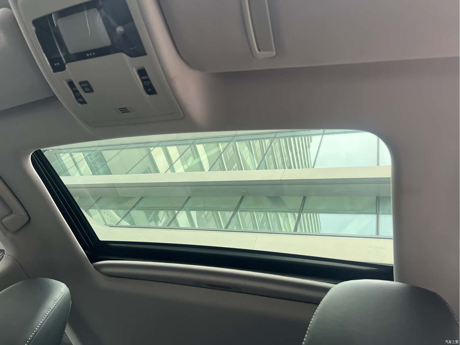 Lexus ES, 2018 34