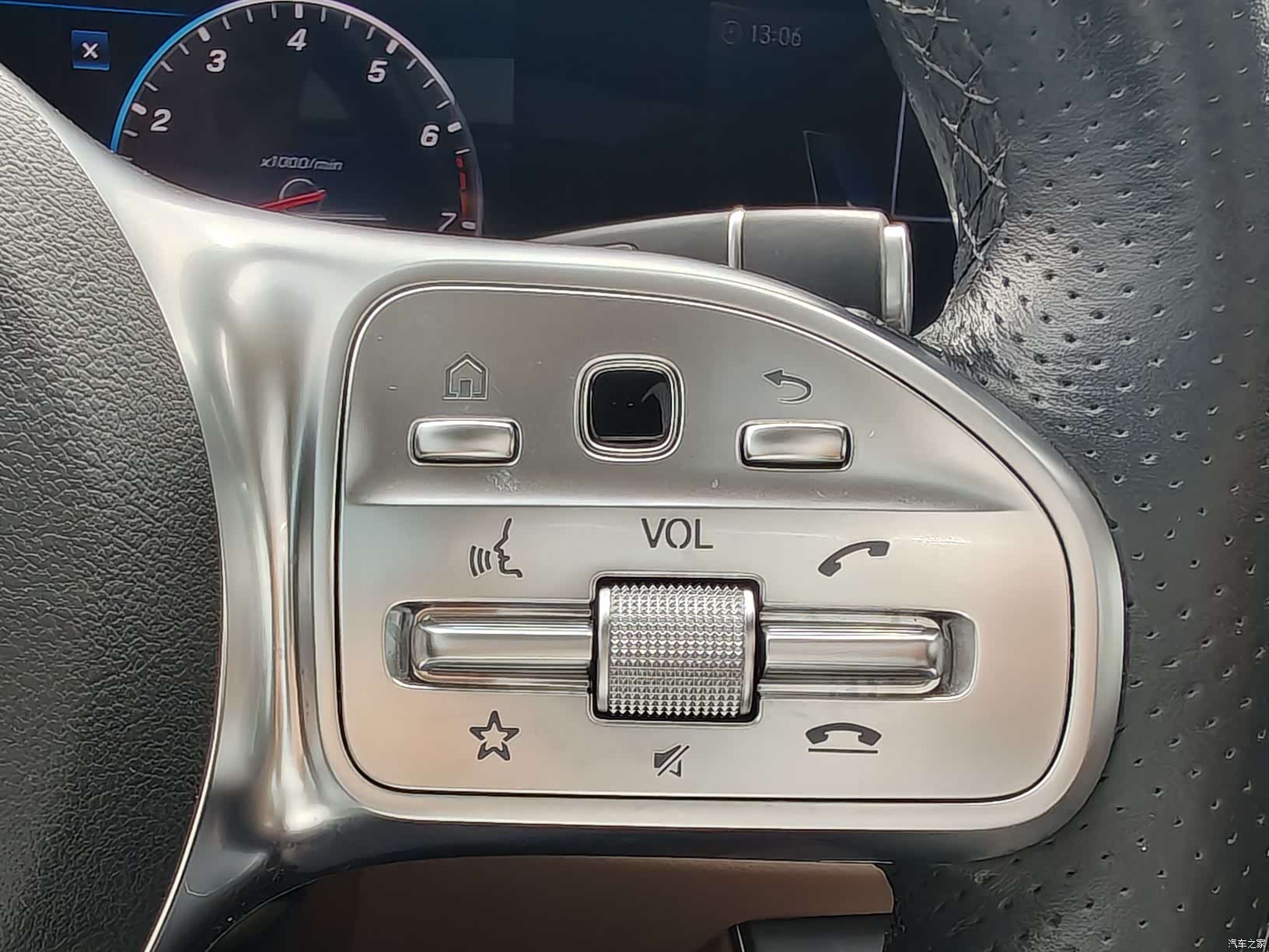 Mercedes-Benz E-Class, 2019 29