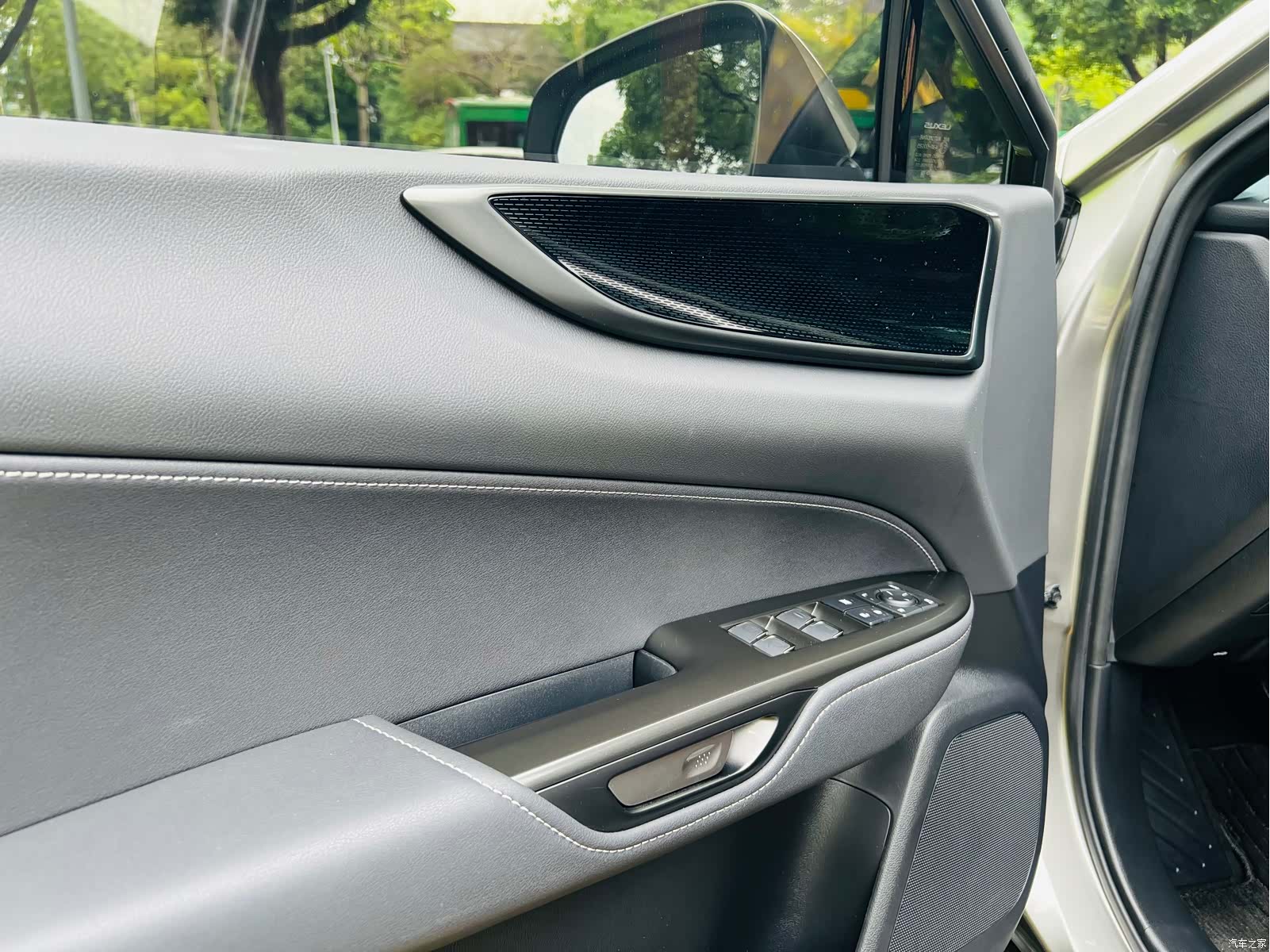 Lexus NX, 2024 20