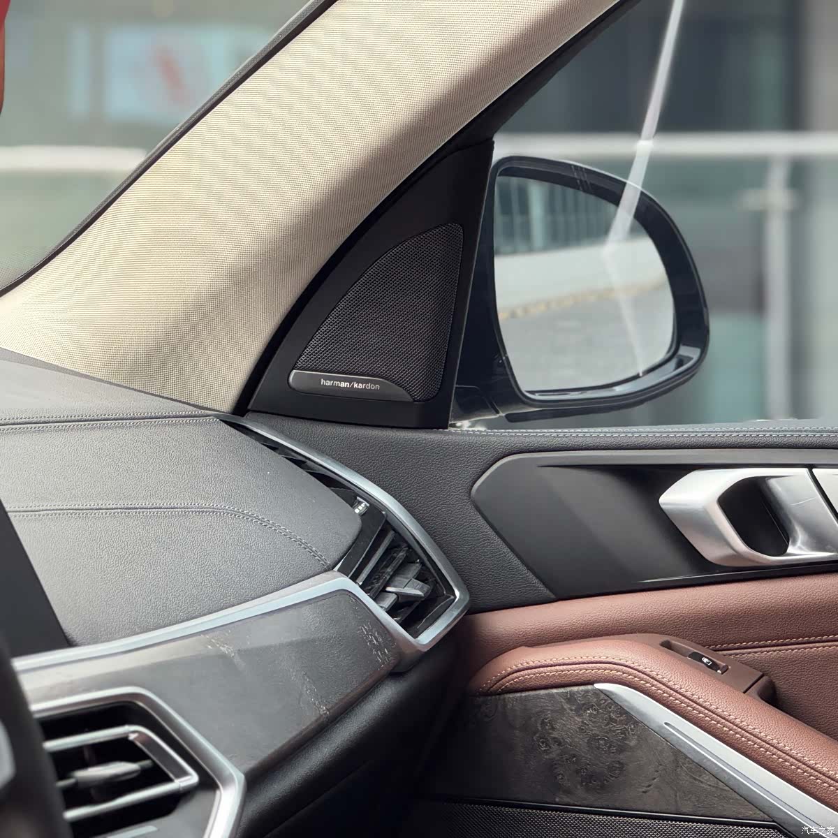 BMW X5, 2021 9