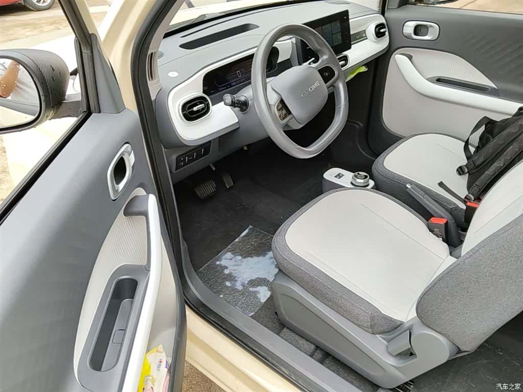 Geely Panda, 2025 16