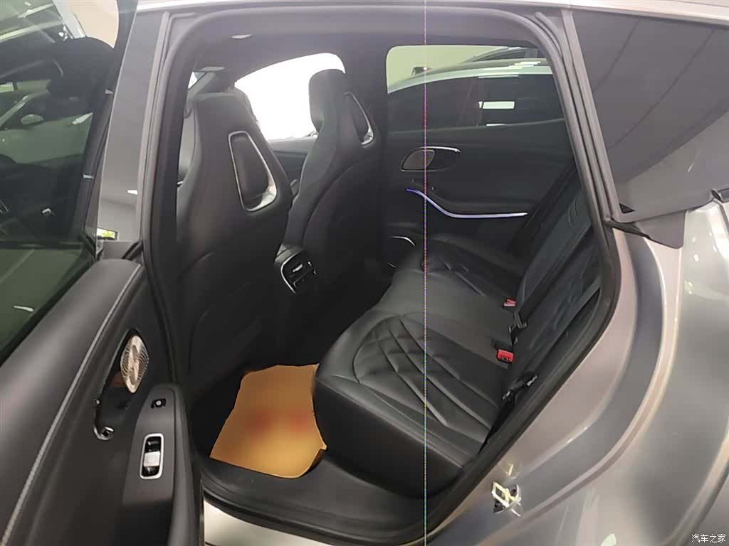 Rising Auto R7, 2026 17