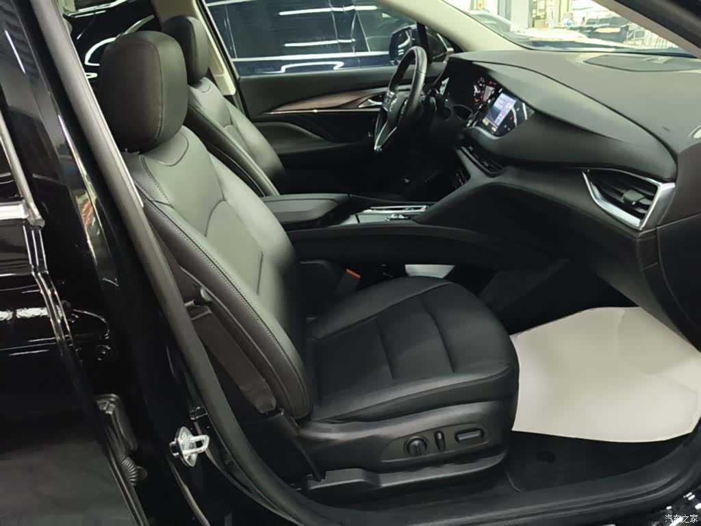 Buick Enclave, 2023 25