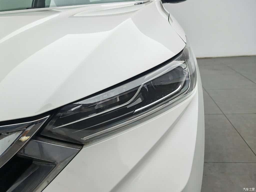 DongFeng AX7, 2019 7