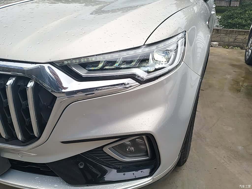 Hongqi HS5, 2022 24