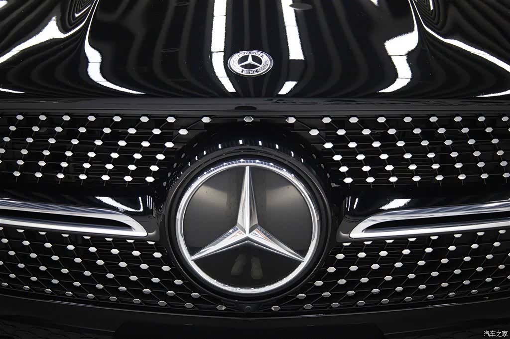 Mercedes-Benz GLE, 2024 9