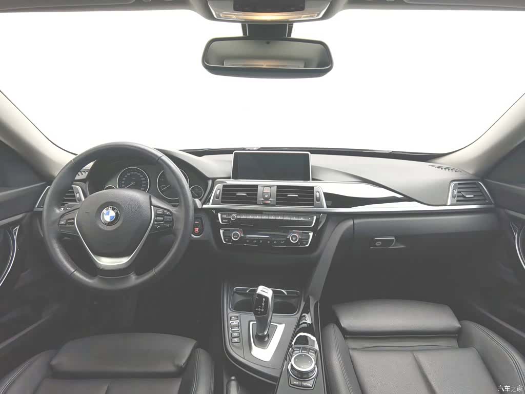 BMW 3 Series, 2019 все фото