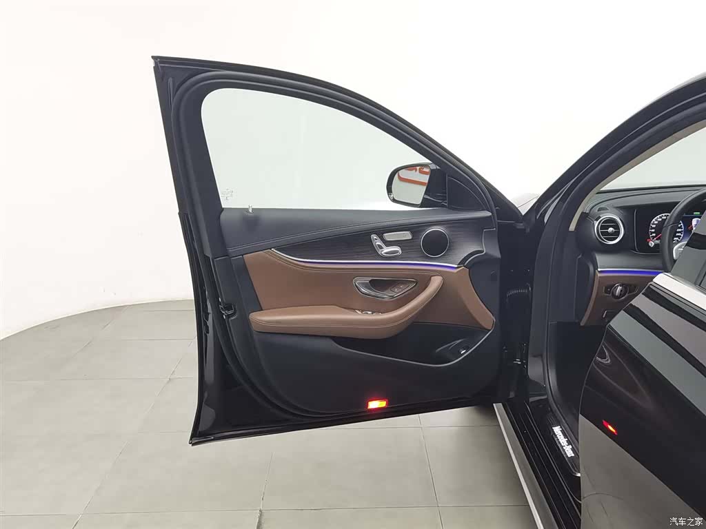 Mercedes-Benz E-Class, 2019 8