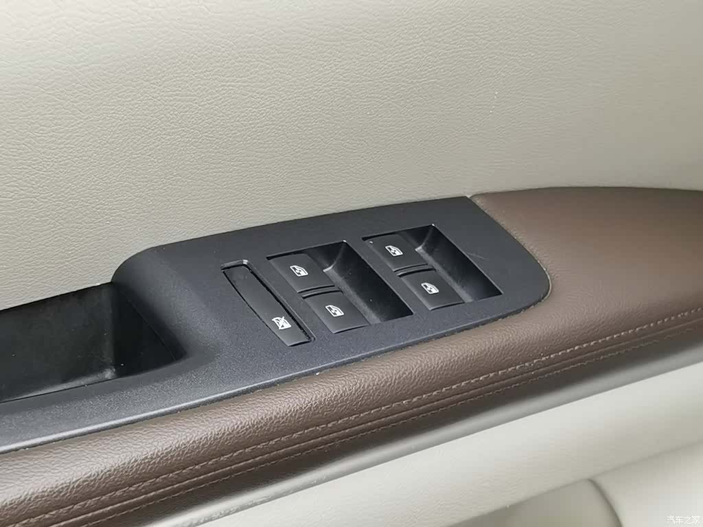 Buick GL8, 2022 9