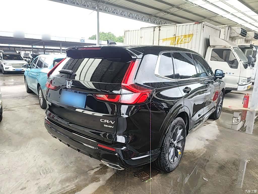 Honda CR-V, 2023 все фото