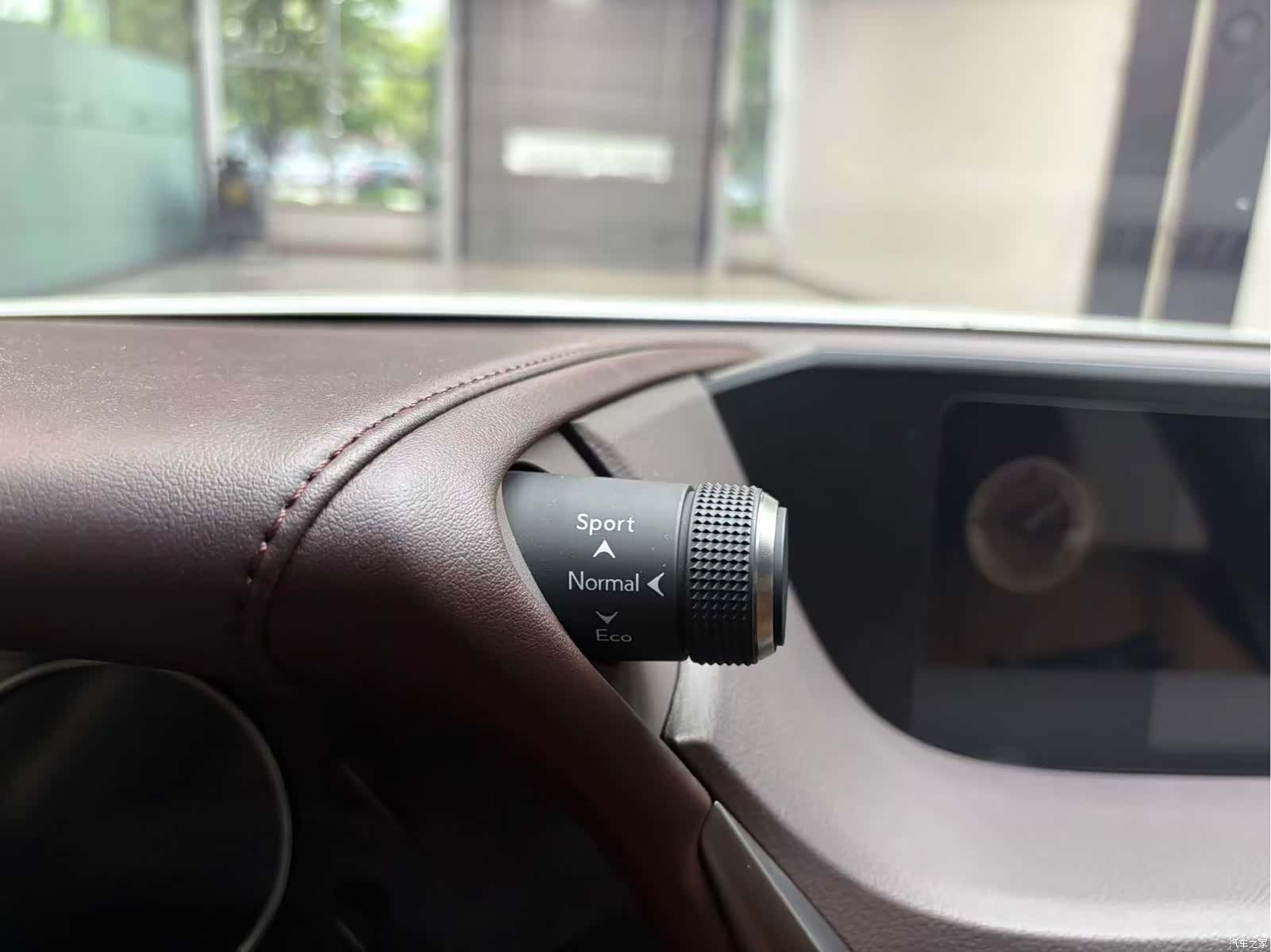 Lexus ES, 2021 28