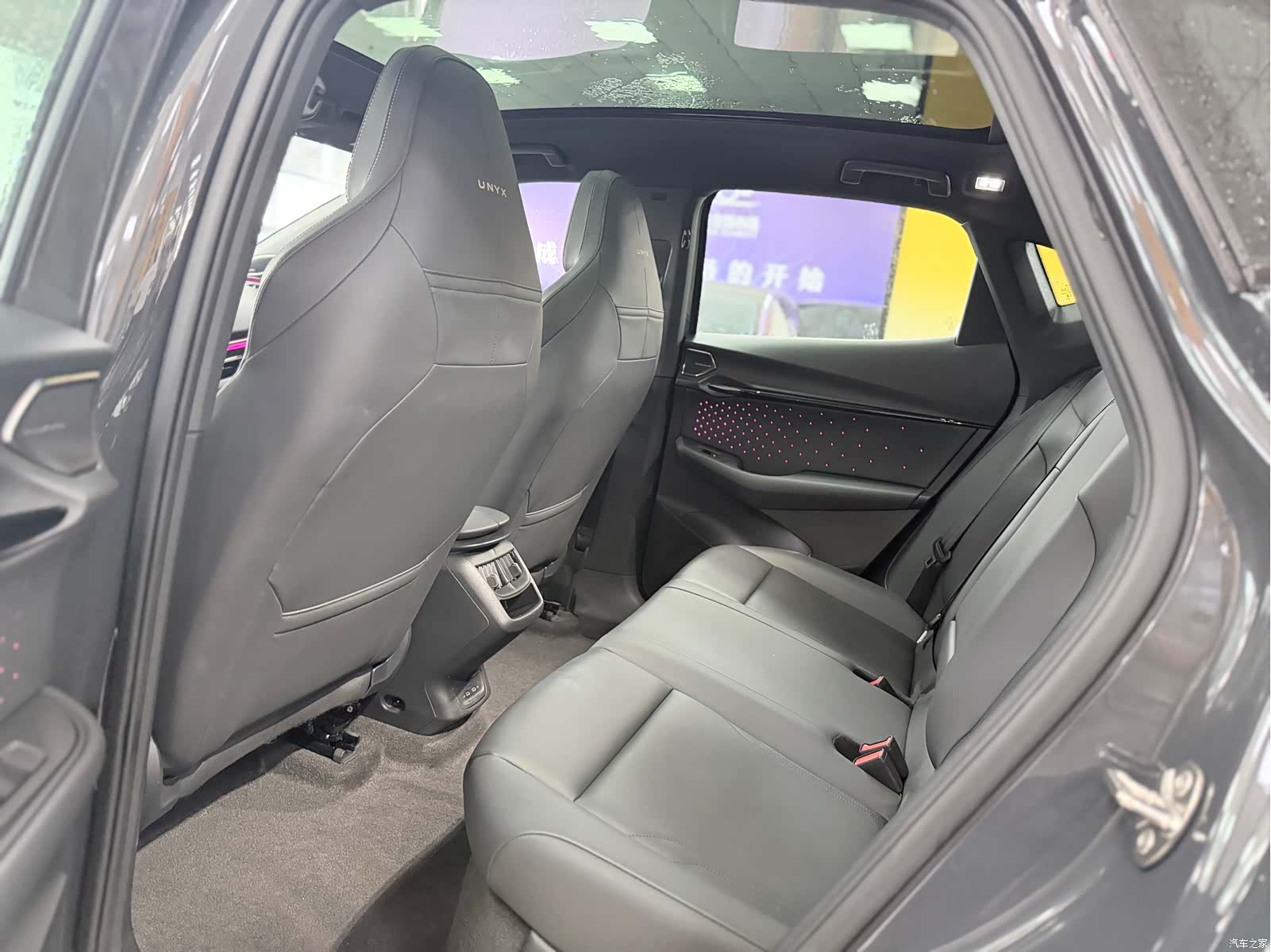 Volkswagen 06, 2025 8