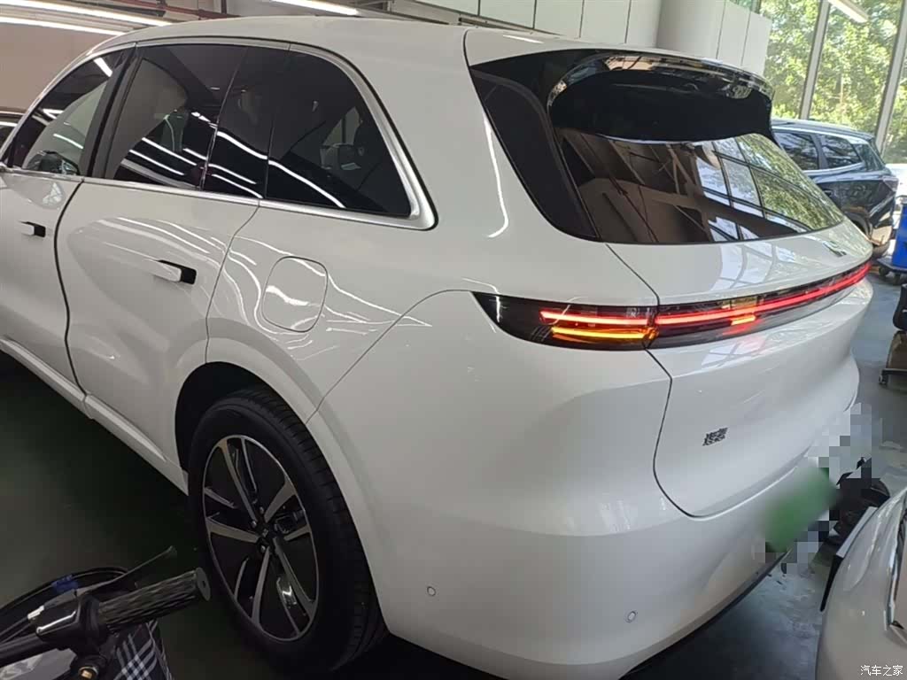 Li Auto L6, 2025 все фото